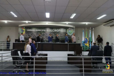 Imagem da notícia Câmara de Alcinópolis abre ano legislativo de 2026 com Sessão Solene